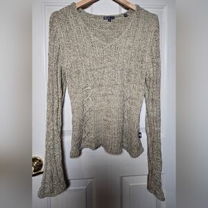 Bisou Bisou Women's V-Neck Sweater in Beige